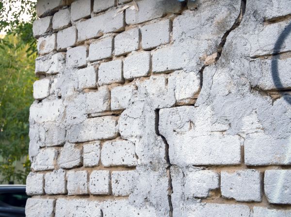 Cracked Brick Wall Repair in Gary